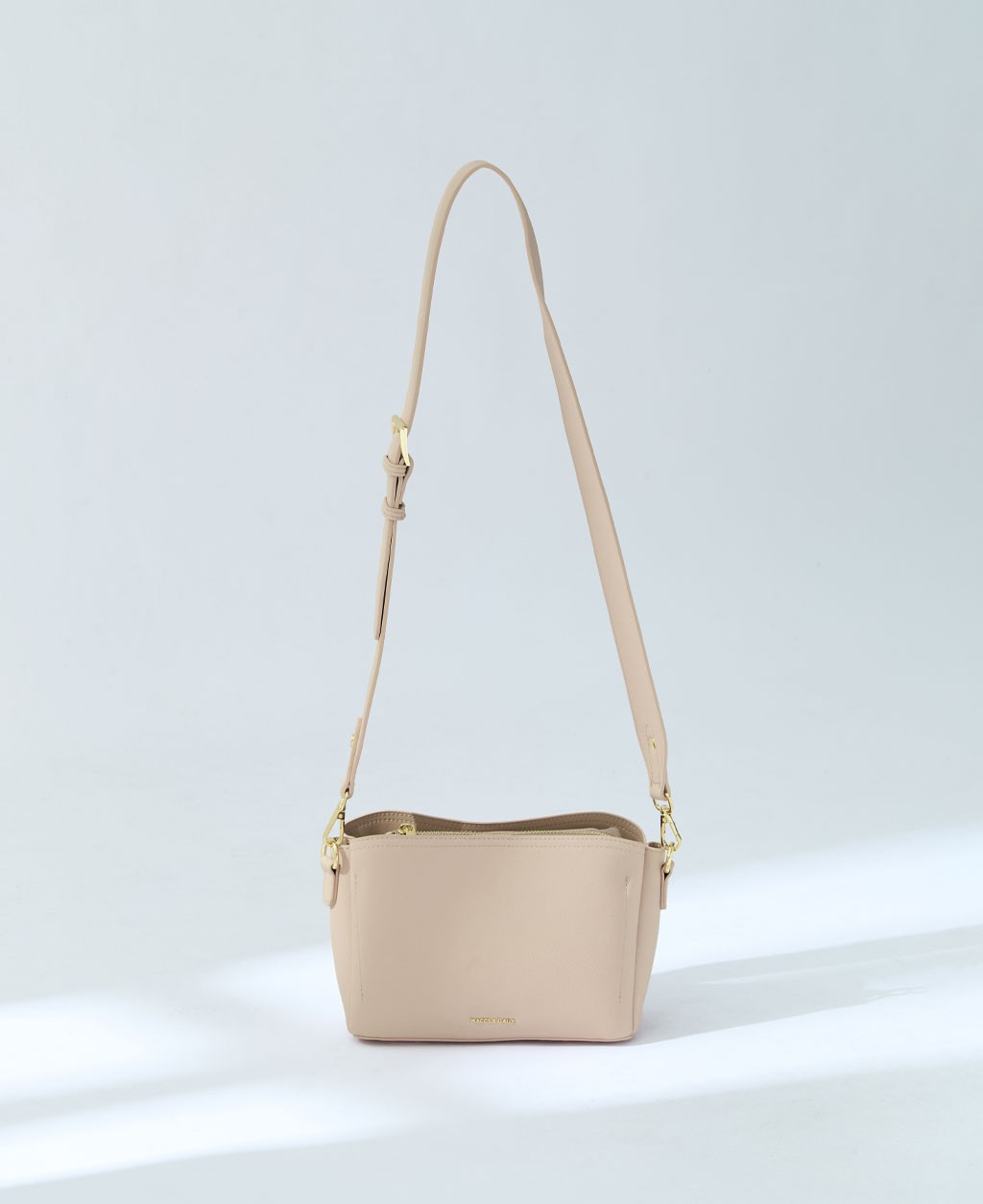 Lightweight wide crossbody bag