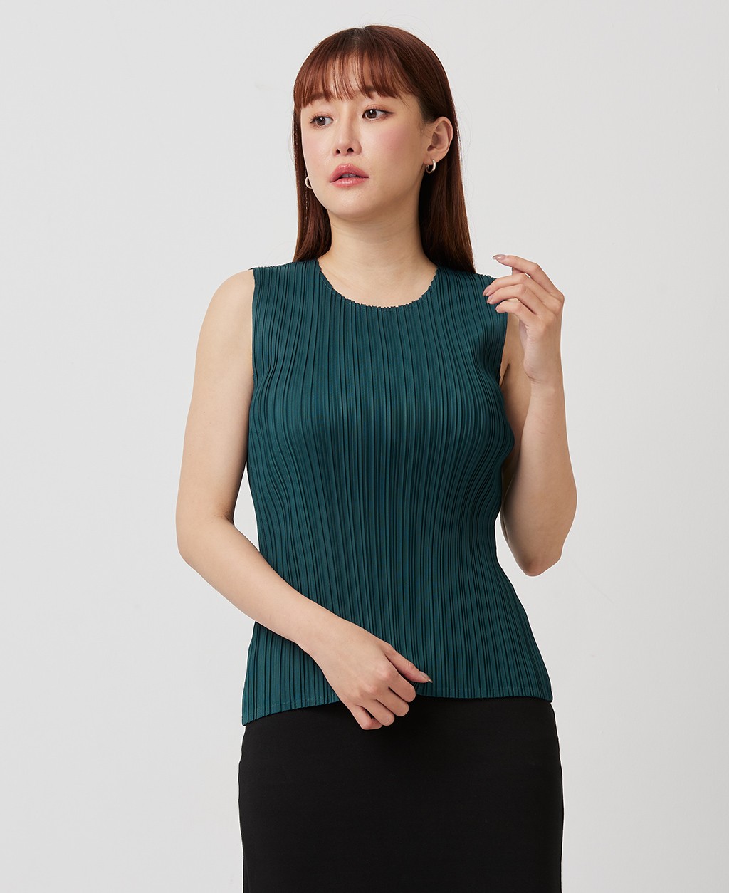 Plain Pleated Vest
